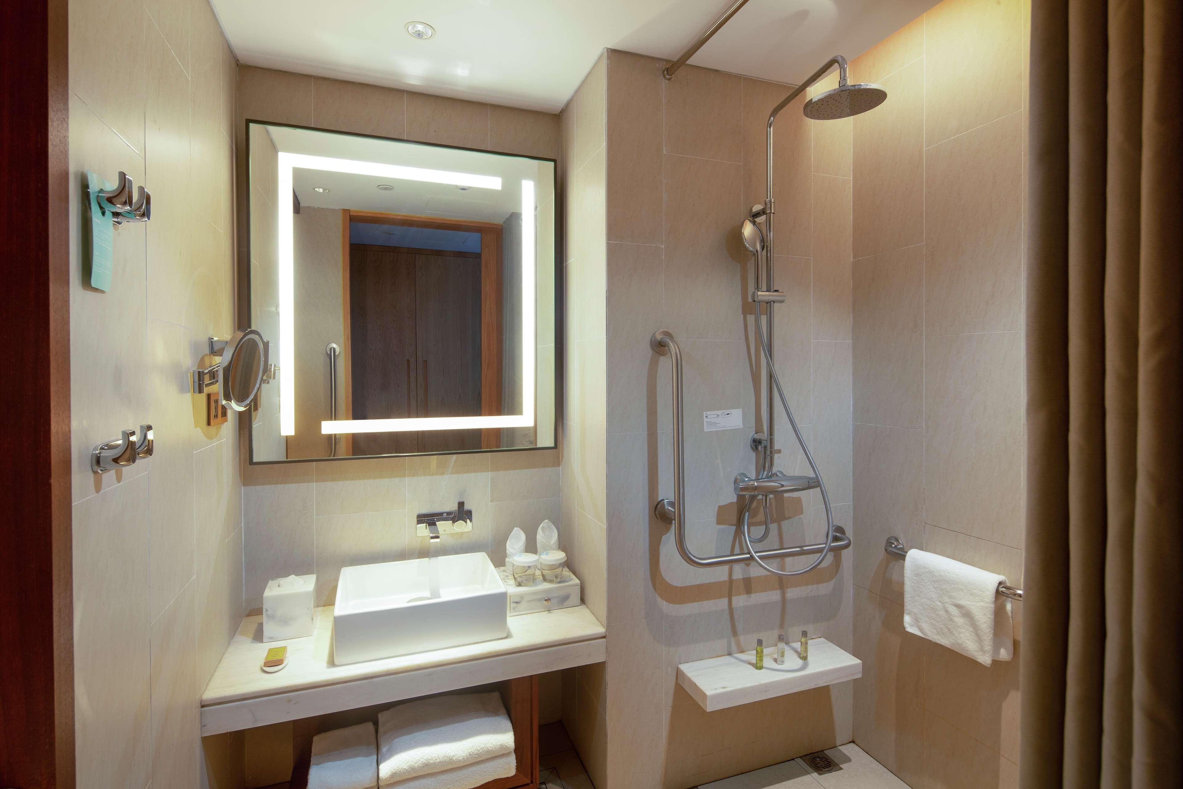 Hilton Garden Inn Zhuhai Hengqin Extérieur photo